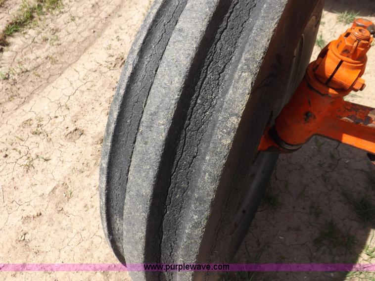 image for item K3976 1959 Case 900B tractor