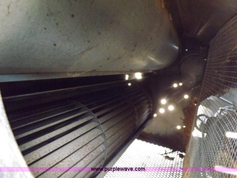 image for item K3977 1977 Gleaner M2 combine