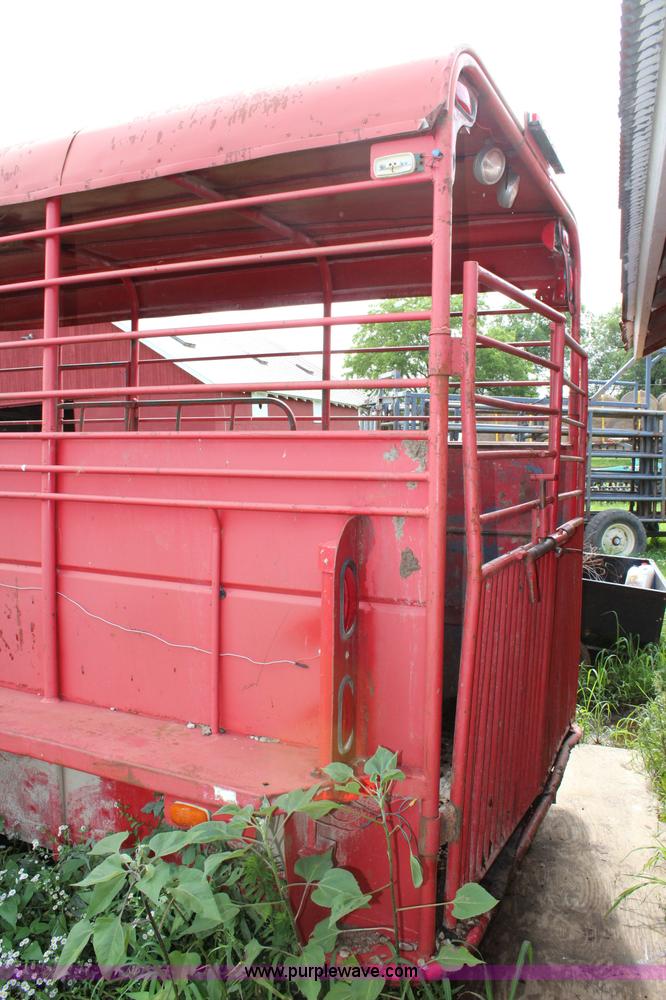 image for item K6884 2005 shop built gooseneck livestock trailer