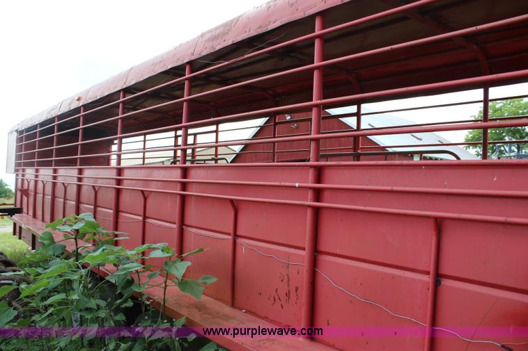 image for item K6884 2005 shop built gooseneck livestock trailer