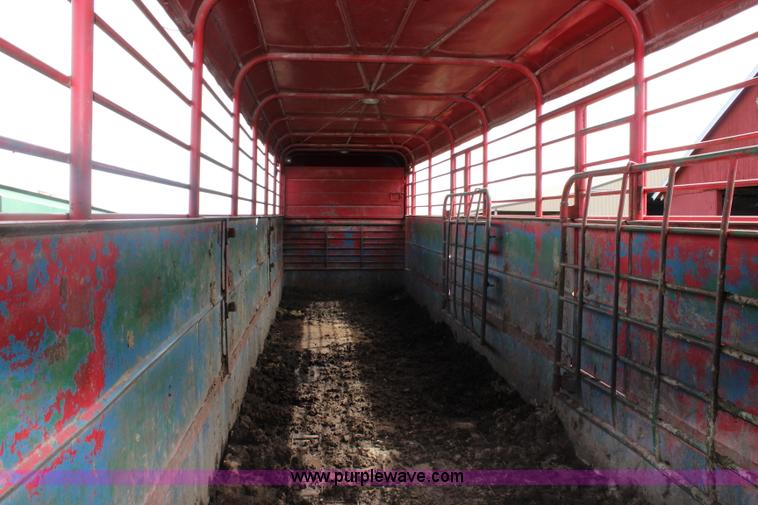 image for item K6884 2005 shop built gooseneck livestock trailer