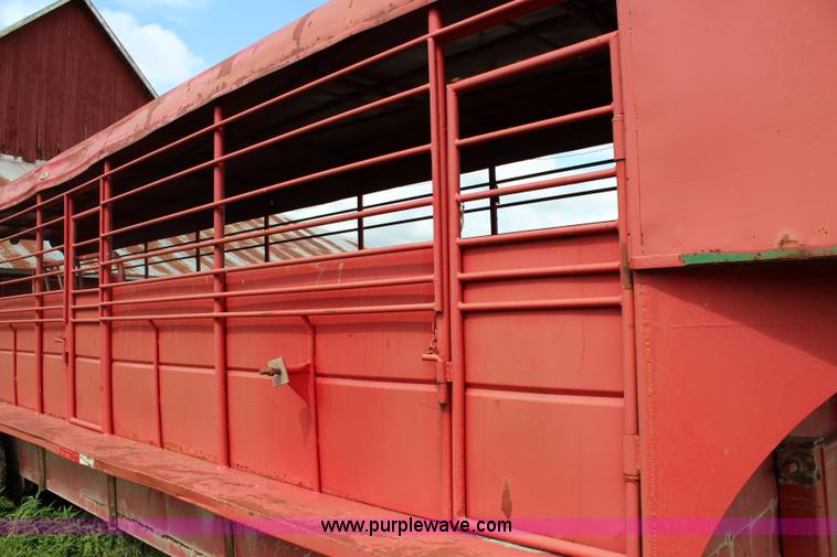 image for item K6884 2005 shop built gooseneck livestock trailer