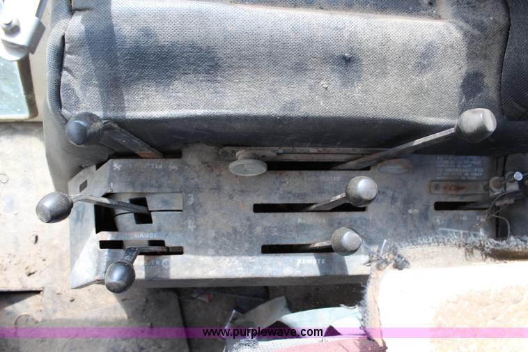 image for item K6885 1974 Case 1070 tractor