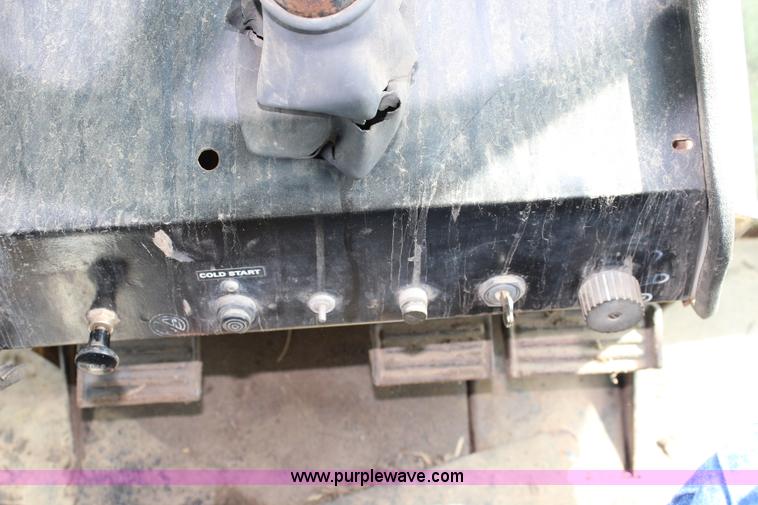 image for item K6885 1974 Case 1070 tractor