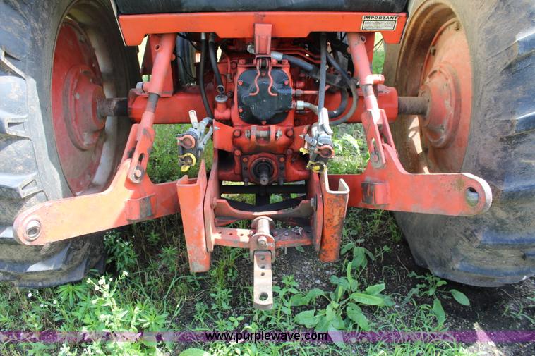 image for item K6885 1974 Case 1070 tractor