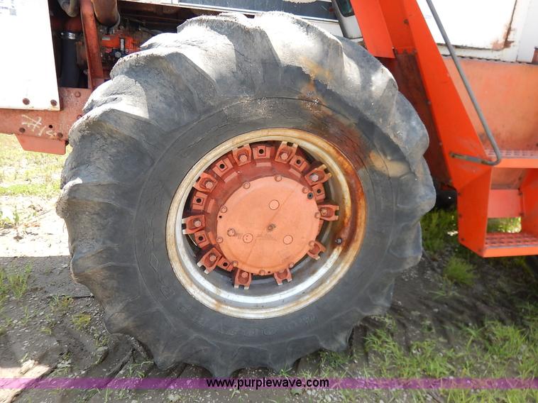 image for item K7423 1974 Case 2470 Traction King 4WD tractor