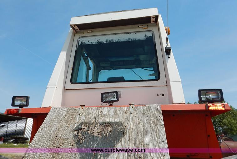 image for item K7423 1974 Case 2470 Traction King 4WD tractor