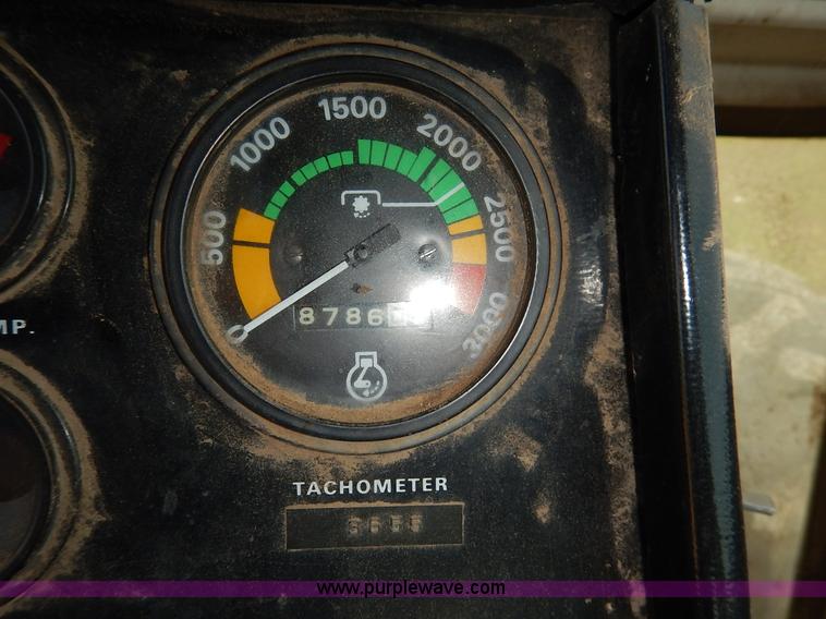 image for item K7423 1974 Case 2470 Traction King 4WD tractor