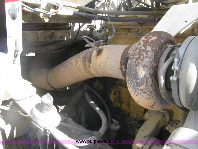 image for item K8614 1988 Kenworth T600 grain truck