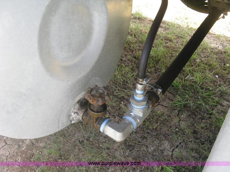 image for item K8614 1988 Kenworth T600 grain truck