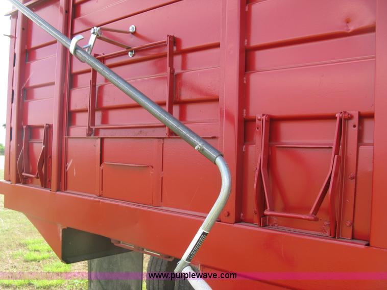 image for item K8614 1988 Kenworth T600 grain truck