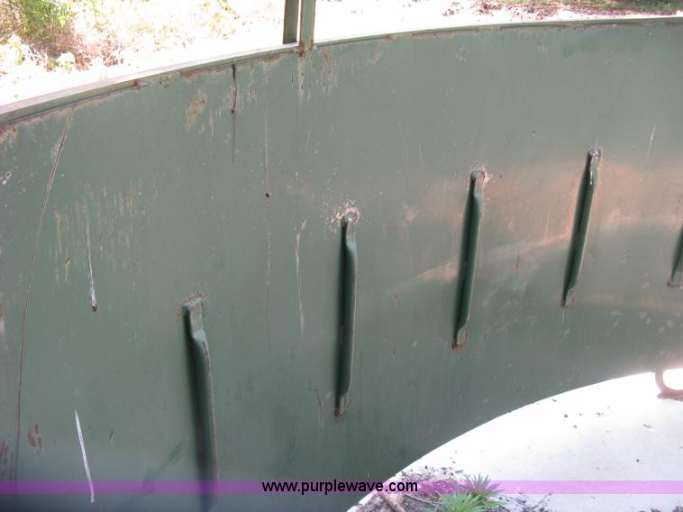 image for item K8618 Priefert squeeze chute