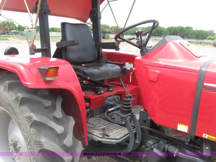 image for item K8619 2010 Mahindra 4025 tractor