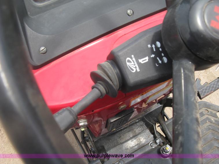 image for item K8619 2010 Mahindra 4025 tractor