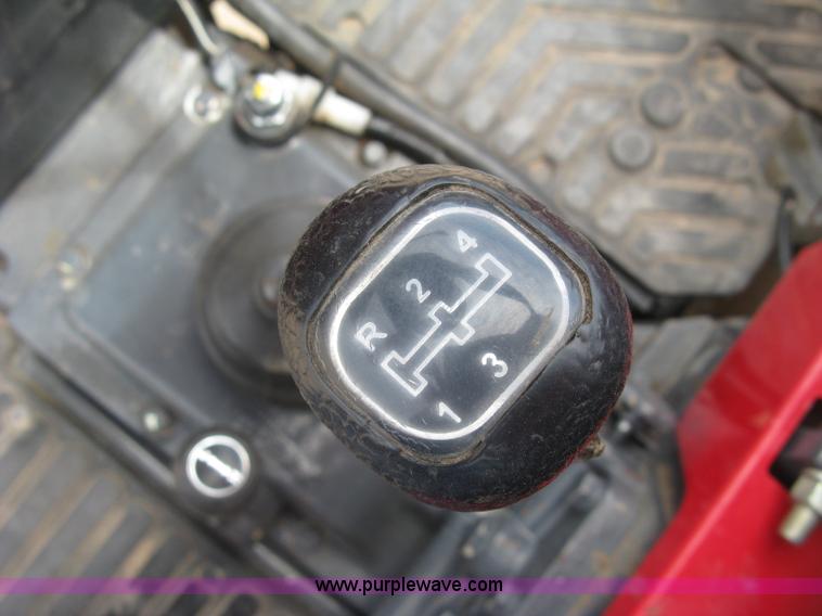 image for item K8619 2010 Mahindra 4025 tractor