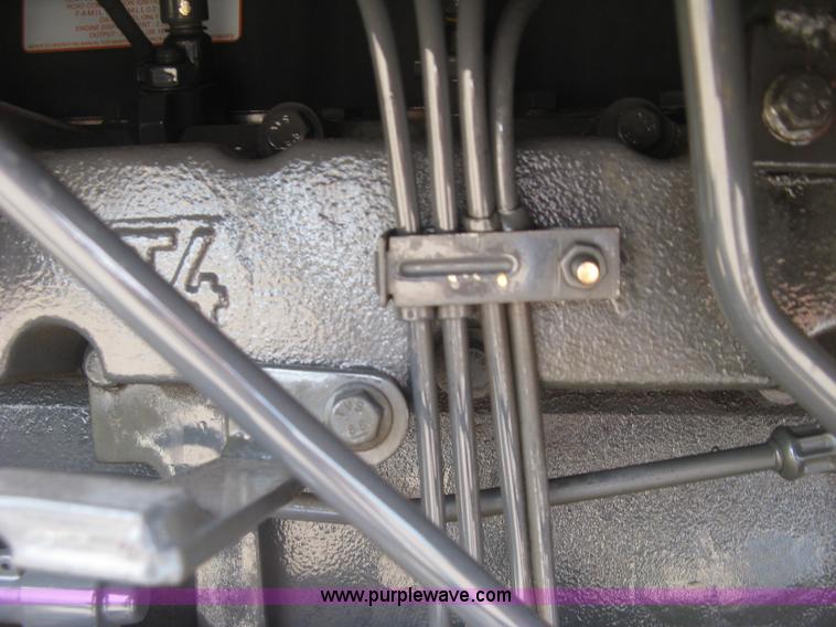 image for item K8619 2010 Mahindra 4025 tractor