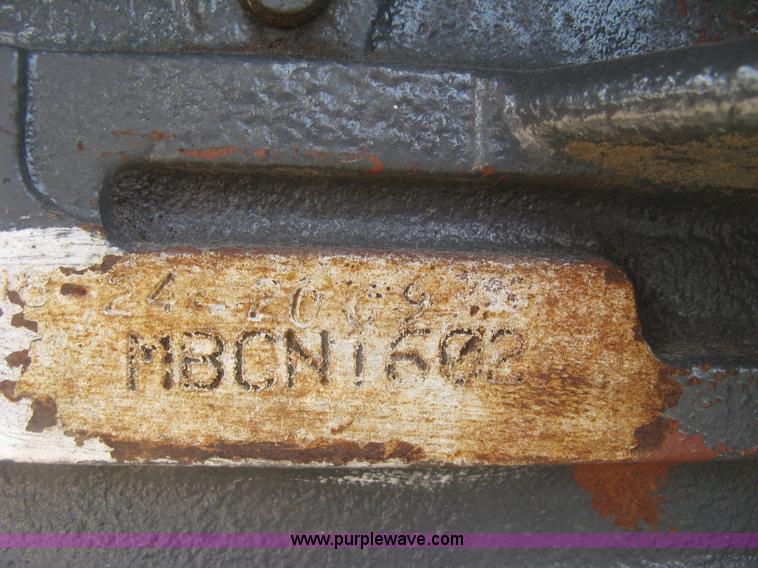 image for item K8619 2010 Mahindra 4025 tractor