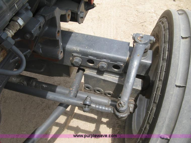 image for item K8619 2010 Mahindra 4025 tractor