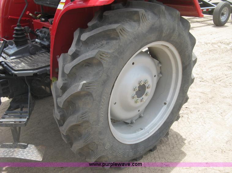 image for item K8619 2010 Mahindra 4025 tractor
