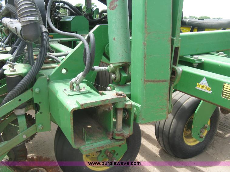 image for item K8621 John Deere 1780 planter