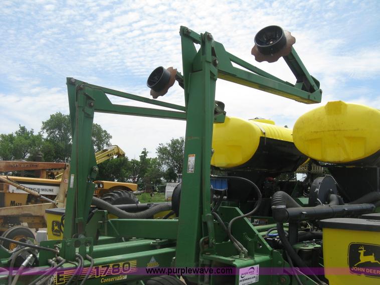 image for item K8621 John Deere 1780 planter