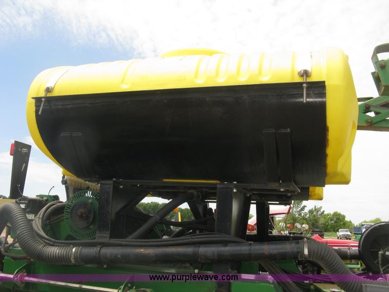 image for item K8621 John Deere 1780 planter