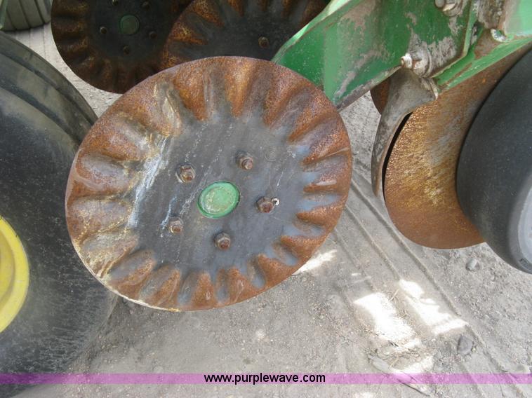 image for item K8621 John Deere 1780 planter