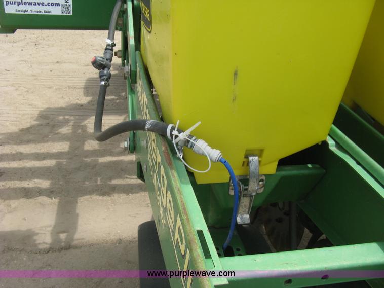 image for item K8621 John Deere 1780 planter