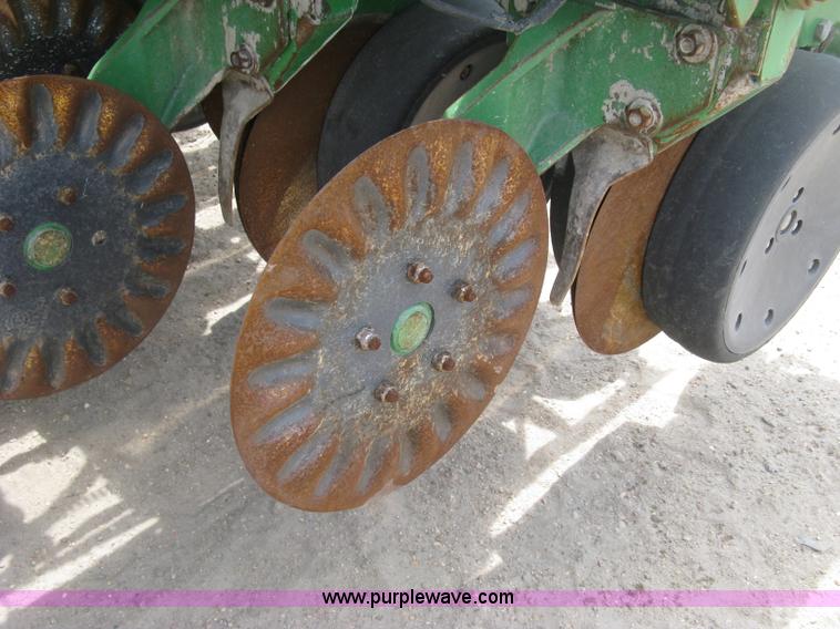 image for item K8621 John Deere 1780 planter