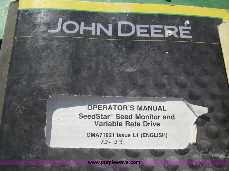 image for item K8621 John Deere 1780 planter