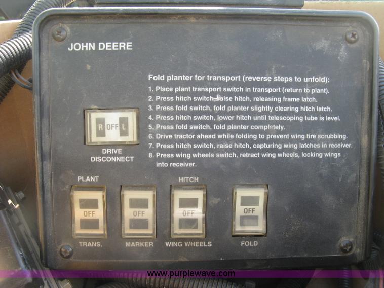 image for item K8621 John Deere 1780 planter