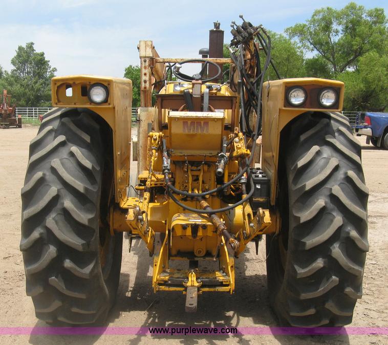 image for item K8623 Minneapolis Moline Super M670 tractor