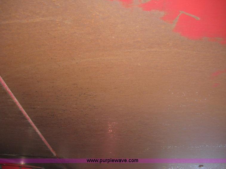 image for item K8633 2001 Gehl 2880 round baler