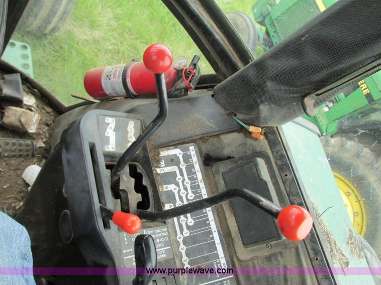 image for item R9307 1982 John Deere 4640 tractor