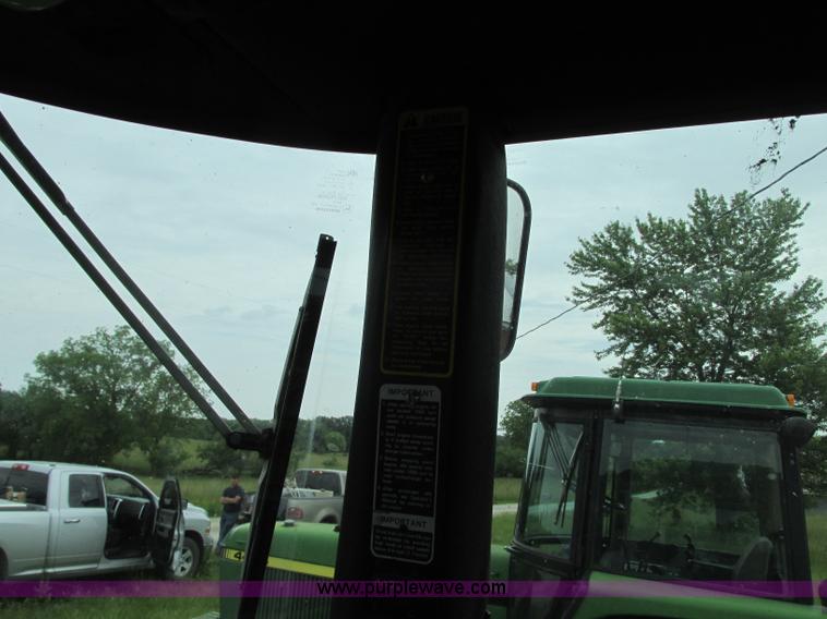 image for item R9307 1982 John Deere 4640 tractor