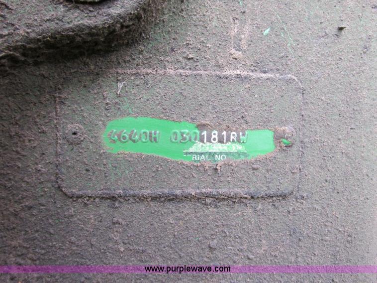 image for item R9307 1982 John Deere 4640 tractor