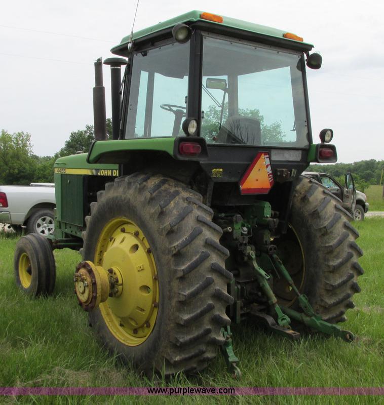 image for item R9308 1989 John Deere 4455 tractor