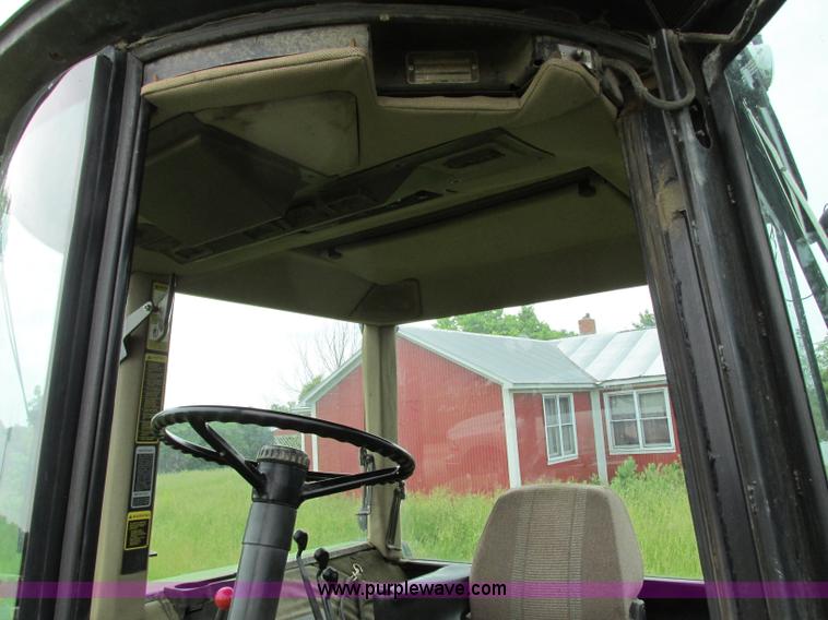 image for item R9308 1989 John Deere 4455 tractor