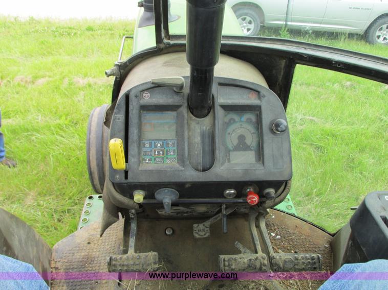 image for item R9308 1989 John Deere 4455 tractor