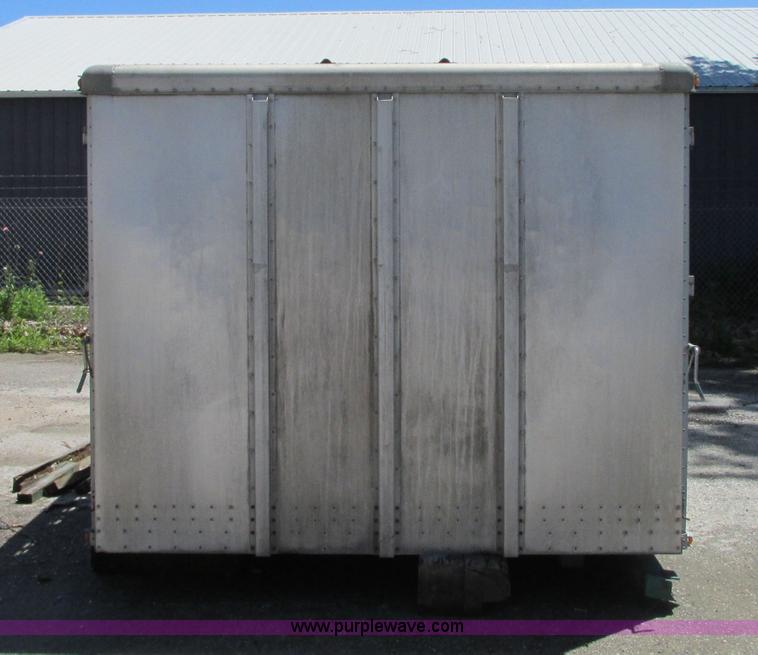 image for item R9309 Merritt aluminum cattle box