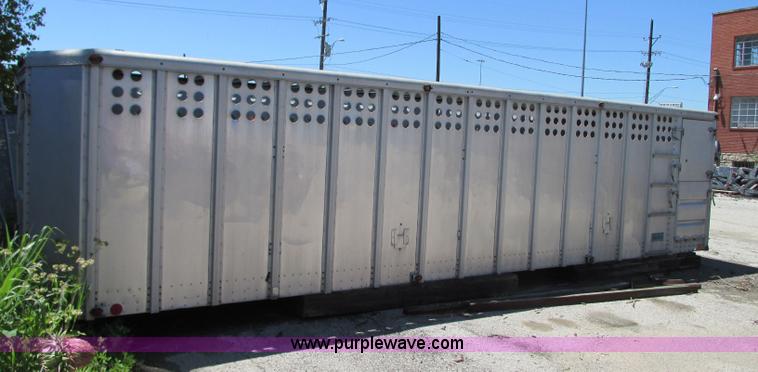 image for item R9309 Merritt aluminum cattle box