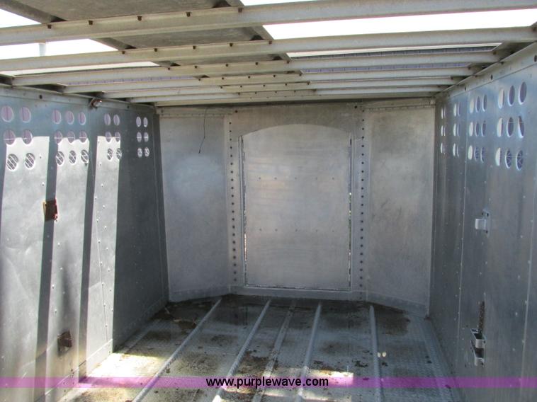 image for item R9309 Merritt aluminum cattle box