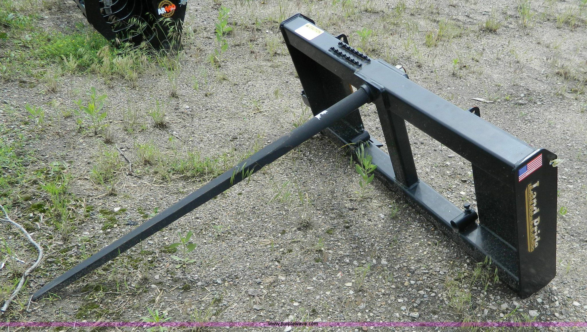 Land Pride BS10 bale spear in Salina, KS Item K8090 sold Purple Wave