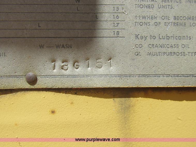 image for item A8805 1964 Caterpillar 631B conventional scraper