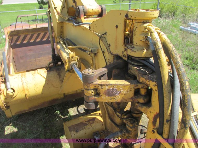 image for item A8805 1964 Caterpillar 631B conventional scraper