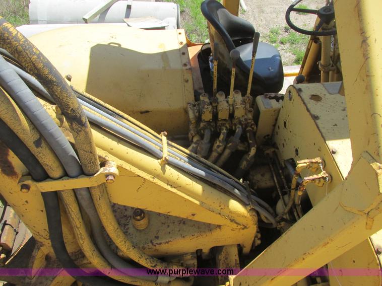 image for item A8805 1964 Caterpillar 631B conventional scraper
