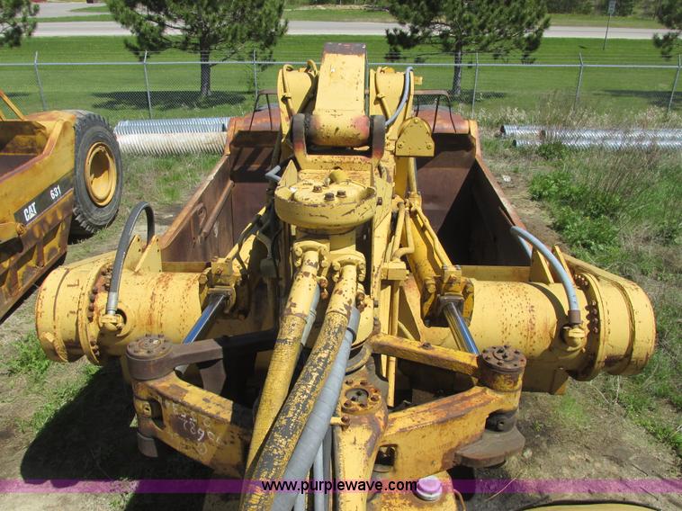 image for item A8805 1964 Caterpillar 631B conventional scraper