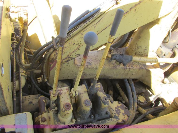 image for item A8805 1964 Caterpillar 631B conventional scraper