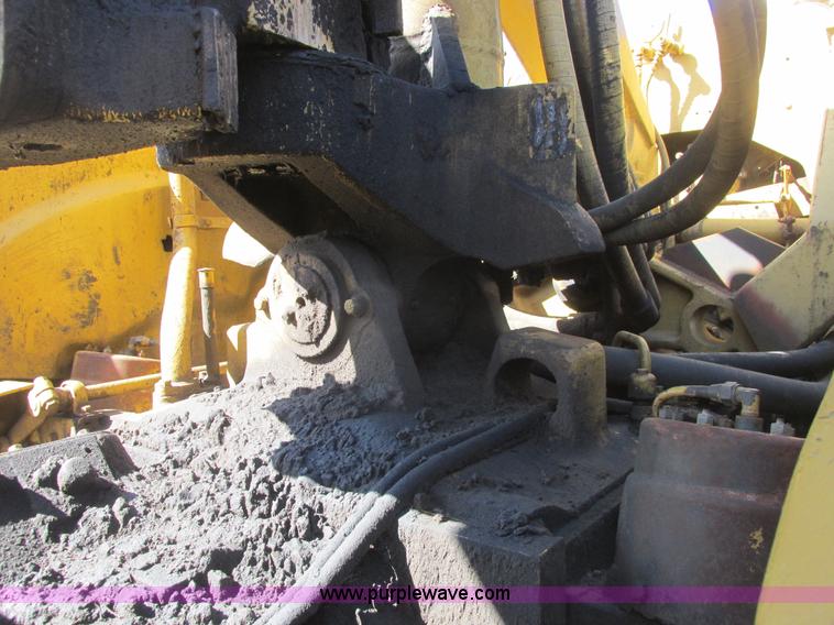 image for item A8806 1965 Caterpillar 631B conventional scraper