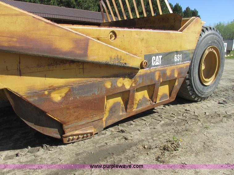 image for item A8806 1965 Caterpillar 631B conventional scraper